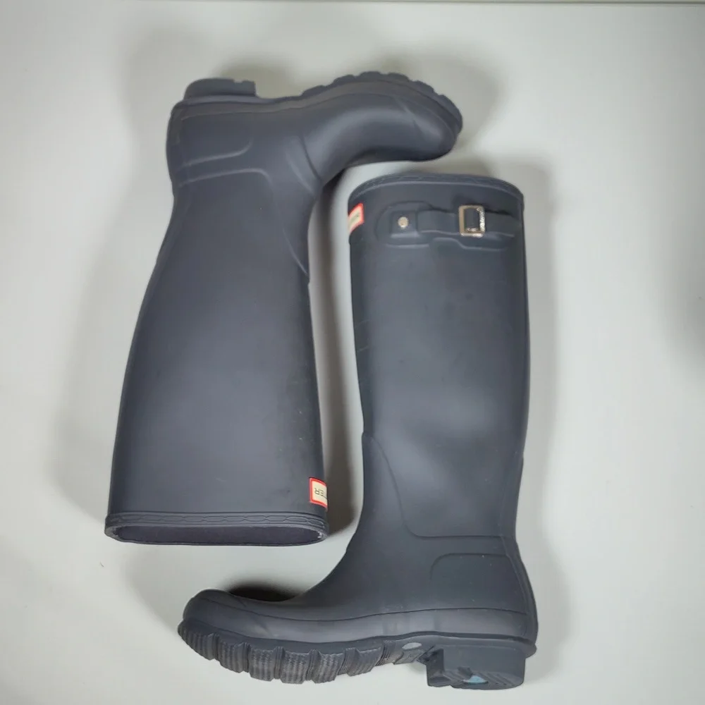 Hunter Women's Original Tall Rain Boots in‎ dark gray 7